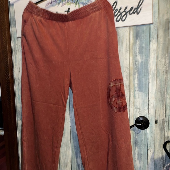 Umgee Peace Sign Rust Wide-Leg Pants - Picture 2 of 4